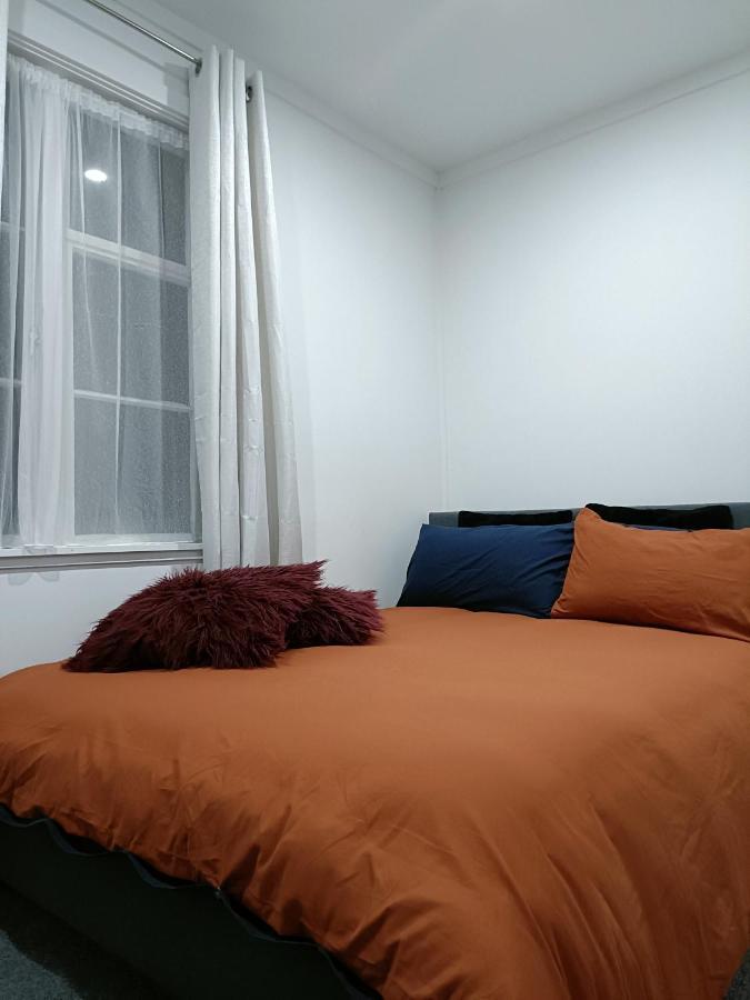 Bright & Comfy Stay In Newly Renovated Home With Parking 오클랜드 외부 사진