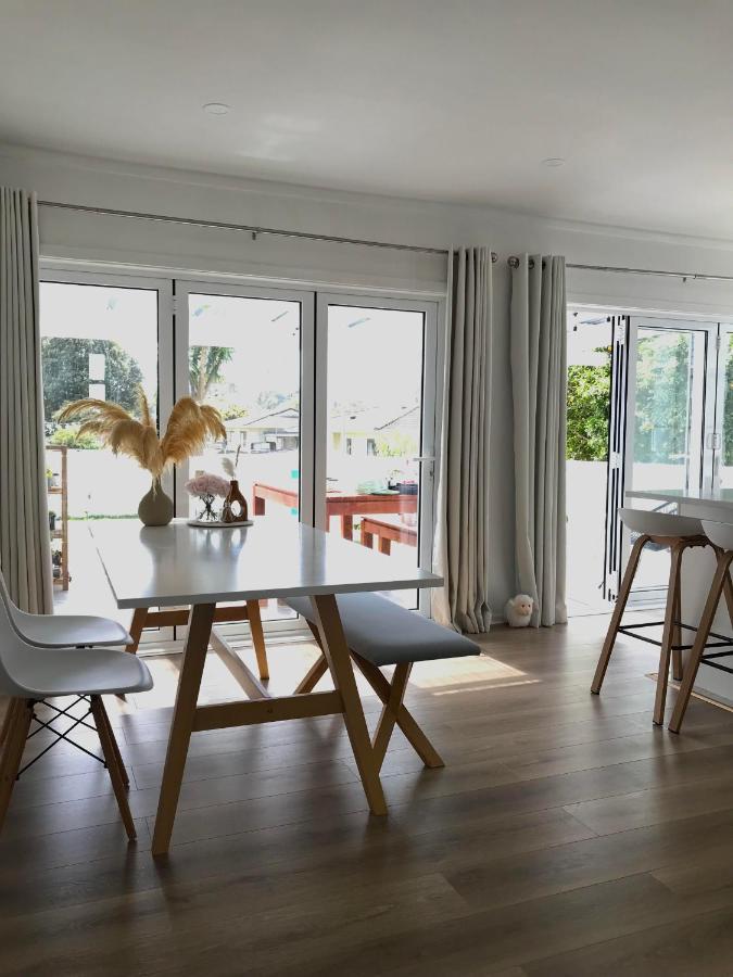 Bright & Comfy Stay In Newly Renovated Home With Parking 오클랜드 외부 사진
