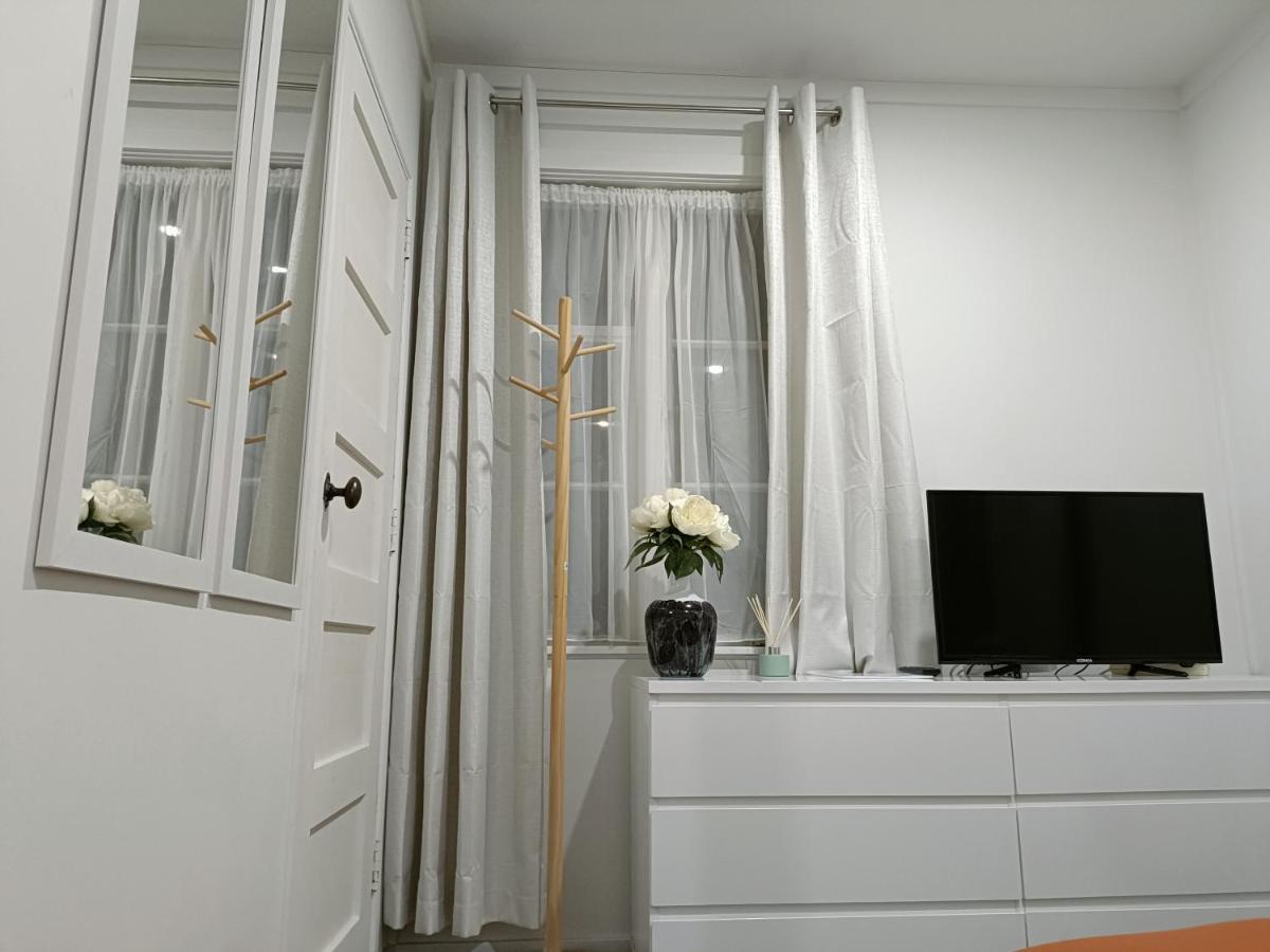 Bright & Comfy Stay In Newly Renovated Home With Parking 오클랜드 외부 사진