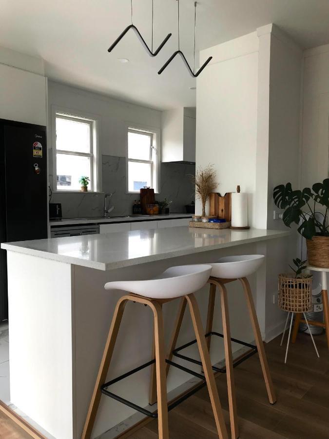 Bright & Comfy Stay In Newly Renovated Home With Parking 오클랜드 외부 사진